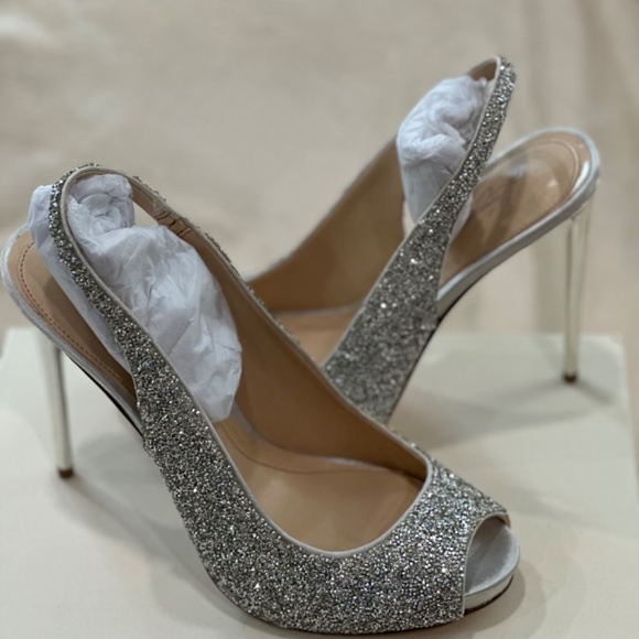 Women’s Vince Camuto stiletto heel shoes - Picture 2 of 6